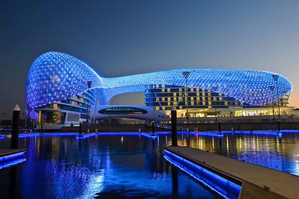 Yas-Island-Marina-Hotel-_aka-Yas-Hotel_(c)-Bjorn-Moerman-Photography1-copy