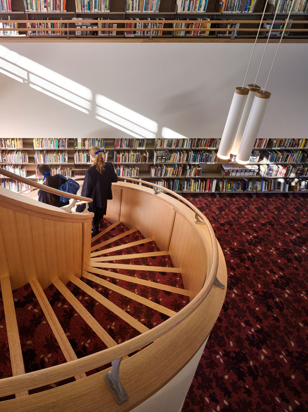 ©Christopher-Frederick-Jones_Brisbane-Girls-Grammar-School-Learning-Research-CentreGG-22-med-res