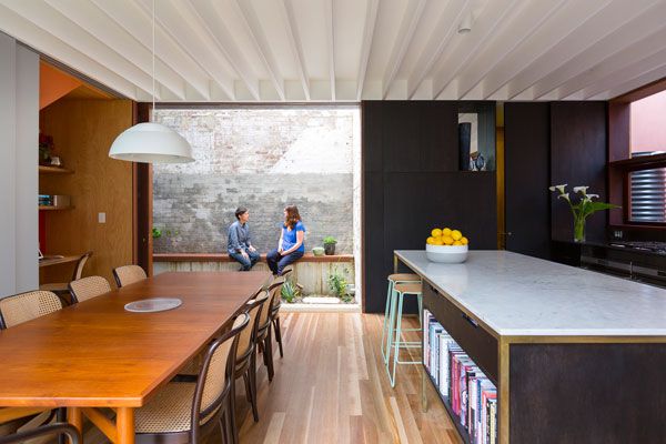 SAF-Tour-Architect's-House---Amelia-Holliday-of-Aileen-Sage-Architects---Courtyard-House---Photography-by-Tom-Ferguson-02