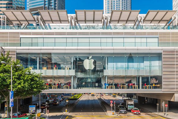 Juggling design logistics in Hong Kong Central’s Apple Store