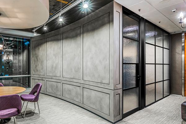JEB International – Glass – Indesign Live