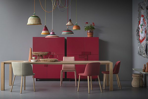The smooth curves of Esse for Pianca