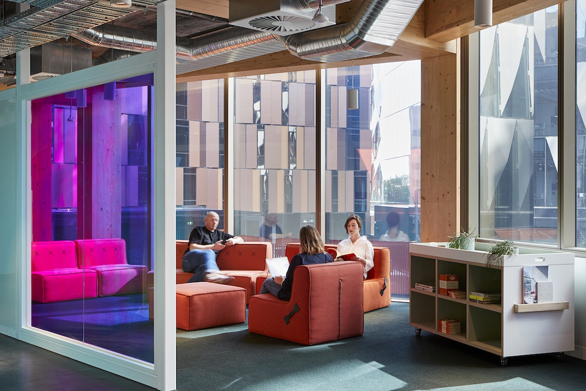 A purple wall in the Architectus' Melbourne Entrepreneurial Centre office