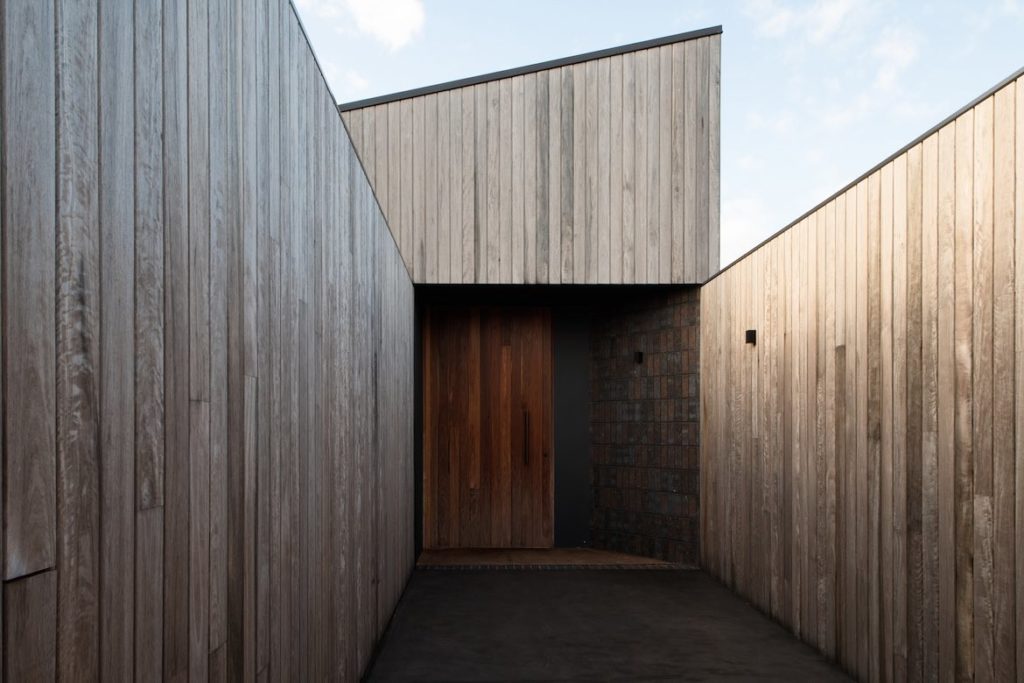 Wood panelled entryway to Stoney Rise Cellar Door.