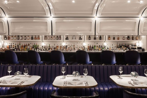 A cocktail bar in disguise