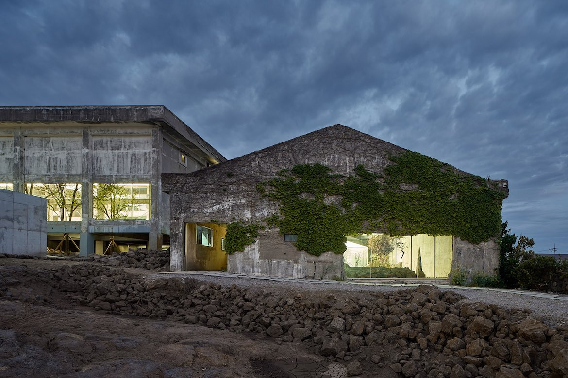 Exterior concrete of Gongbech at dusk.