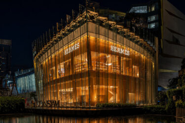 “A dialogue between advanced digital technology and traditional craftsmanship”