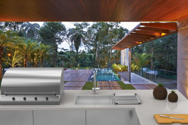 Fit for Al Fresco: Abey Marine Grade stainless steel