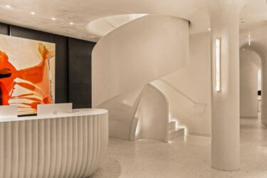 Some serious sculptural curves in Esoteriko’s office interiors