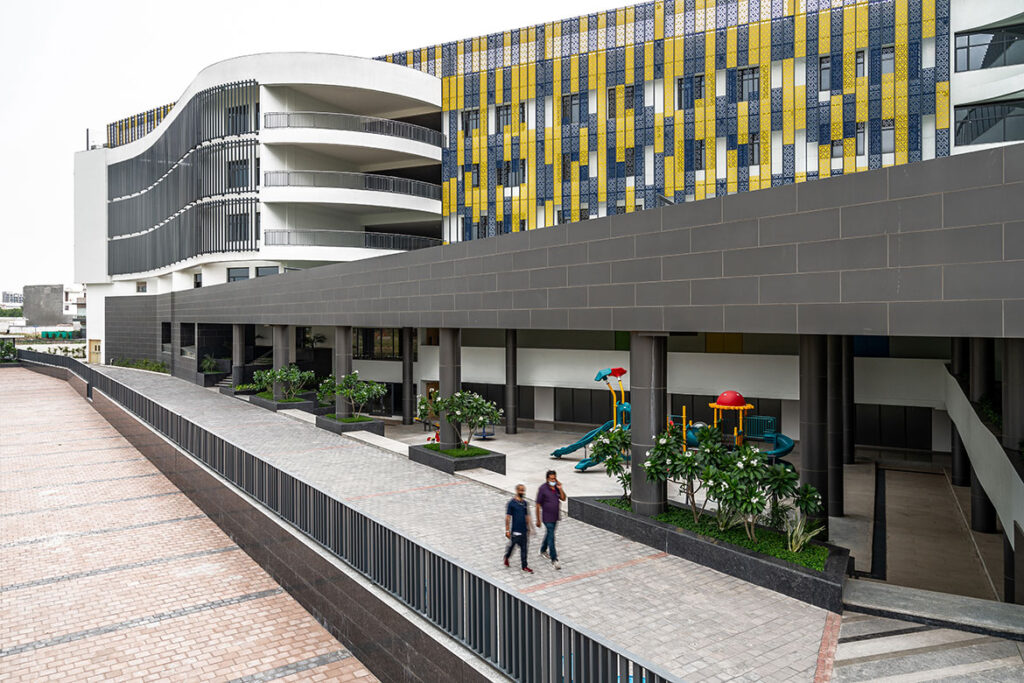 VGA presents a new way of learning at Amity International School ...