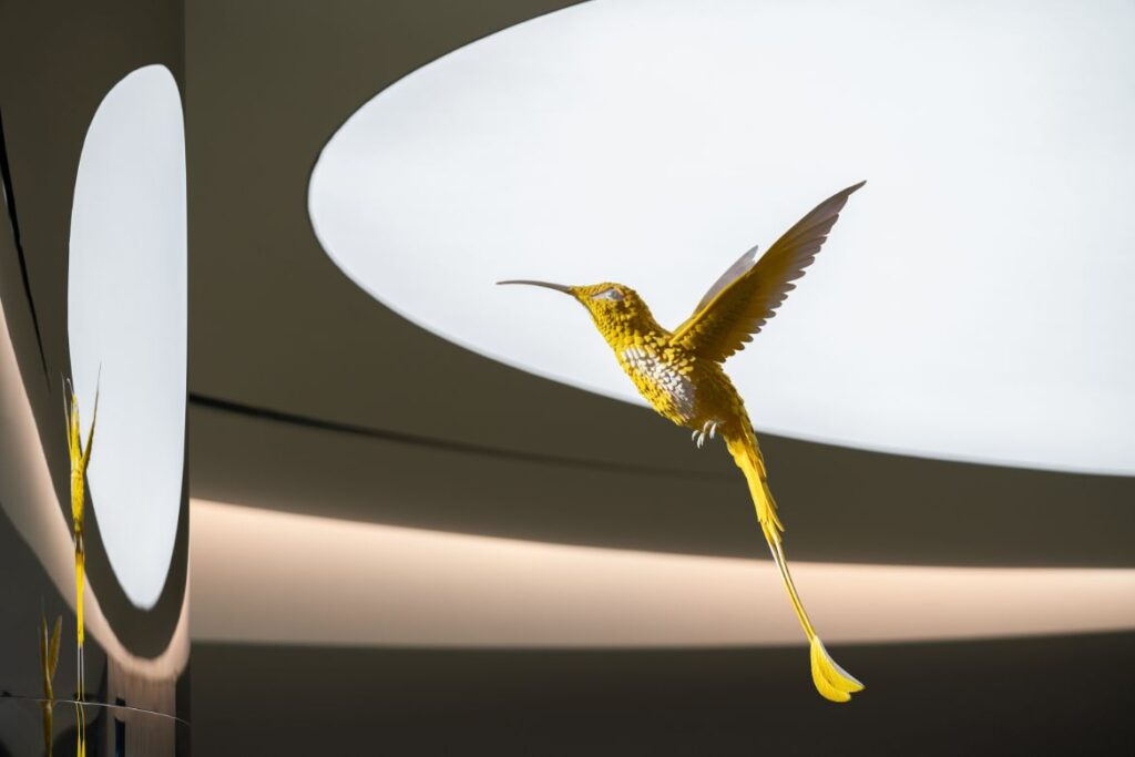 ATMOSPHERE Architects designs another stunning hug flagship store ...