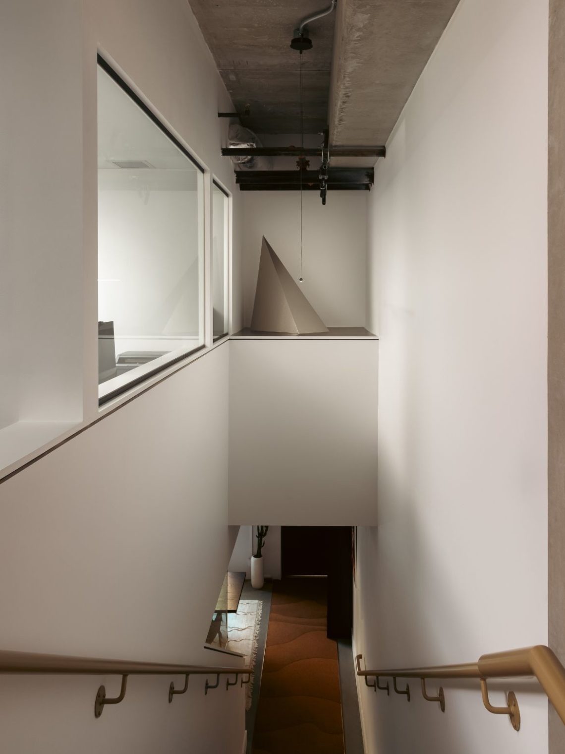 Alera's multifunctional workplace by Studio Roslyn IndesignLive