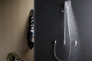 Escape MK3 Satinjet Shower