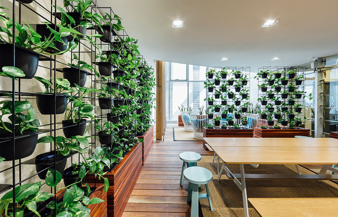 Lanna Vertical Garden Screen 1