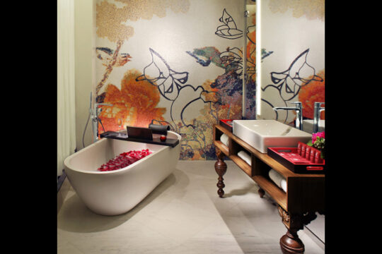 MIRA MOON: HOME FOR THE DESIGN CROWD | Indesign Live: Interior Design