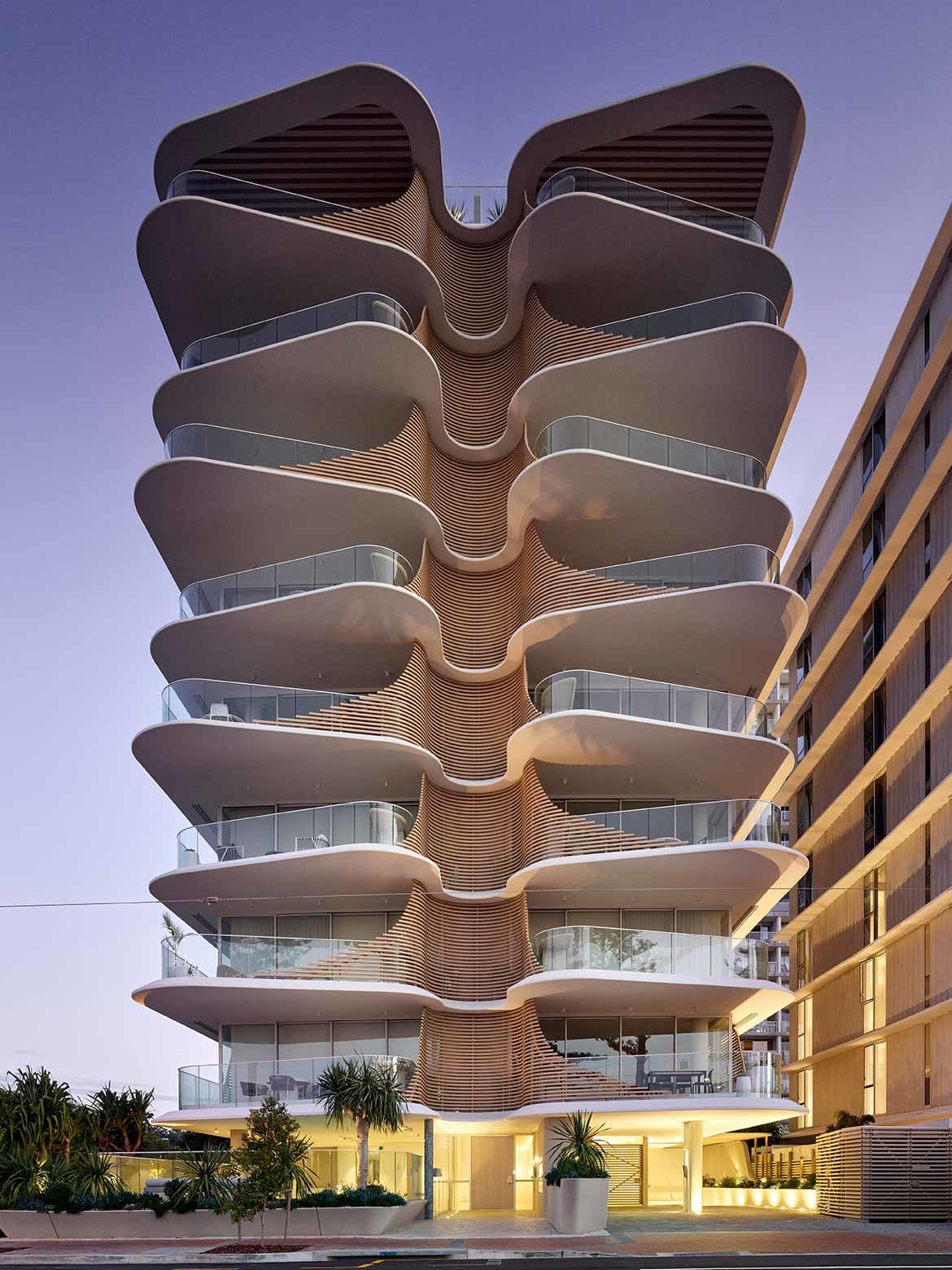 The tall undulating exterior of Koichi Takada Architect's Norfolk apartments.