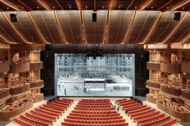 Theatre of arches