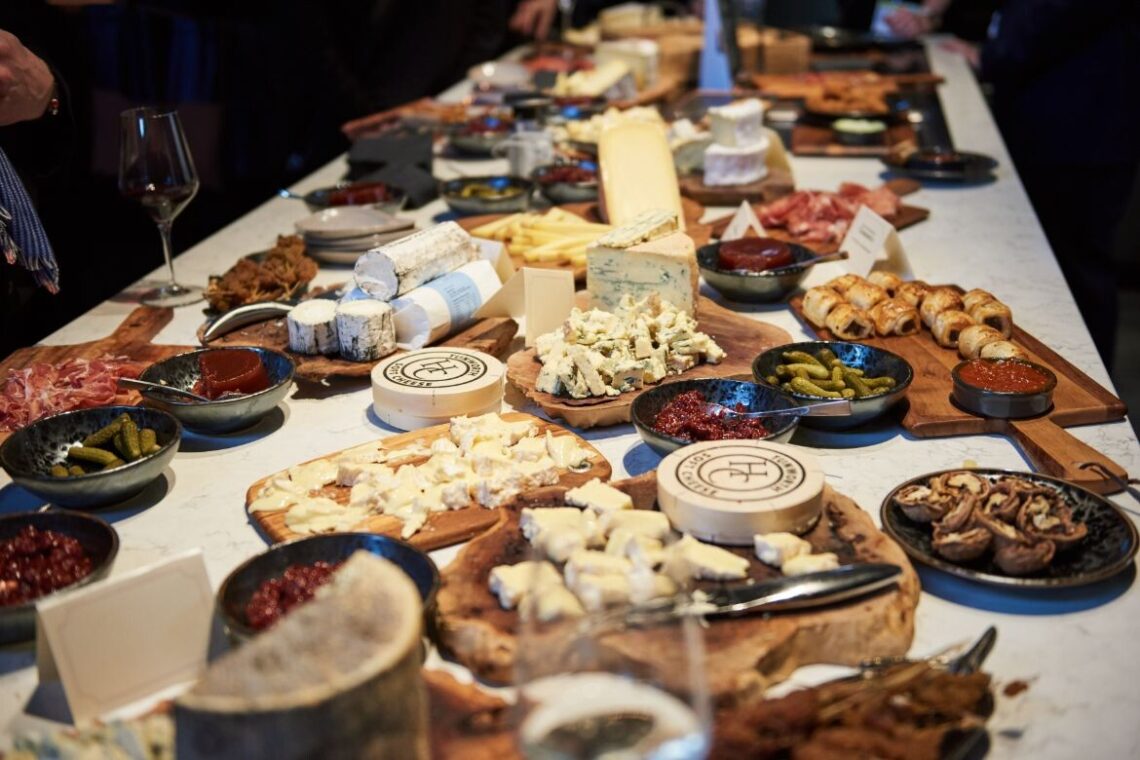 Saturday Indesign Food, drinks, entertainment IndesignLive