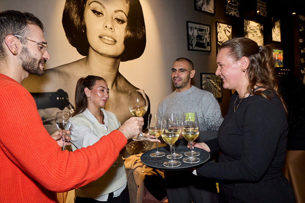 Around the wine world with Unita