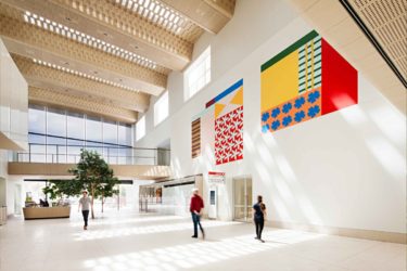 Bendigo Hospital by Bates Smart & Silver Thomas Hanley