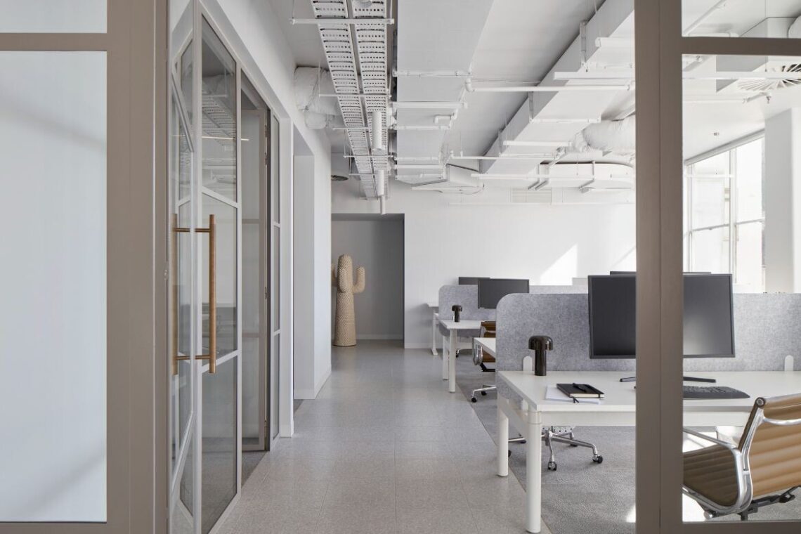 Fender Katsalidis Holder East IndesignLive