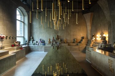 A cavernous retail space inspired by India’s architectural heritage