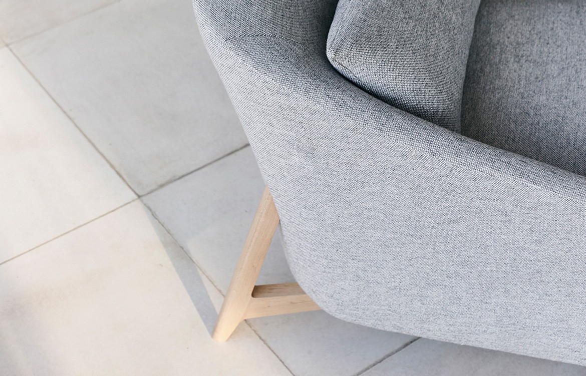 Ercol Rho Chair Sofa Temperature Design Indesign Live Collection
