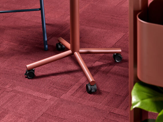 Twiggy Table by Zenith: Agile Design for Workspaces
