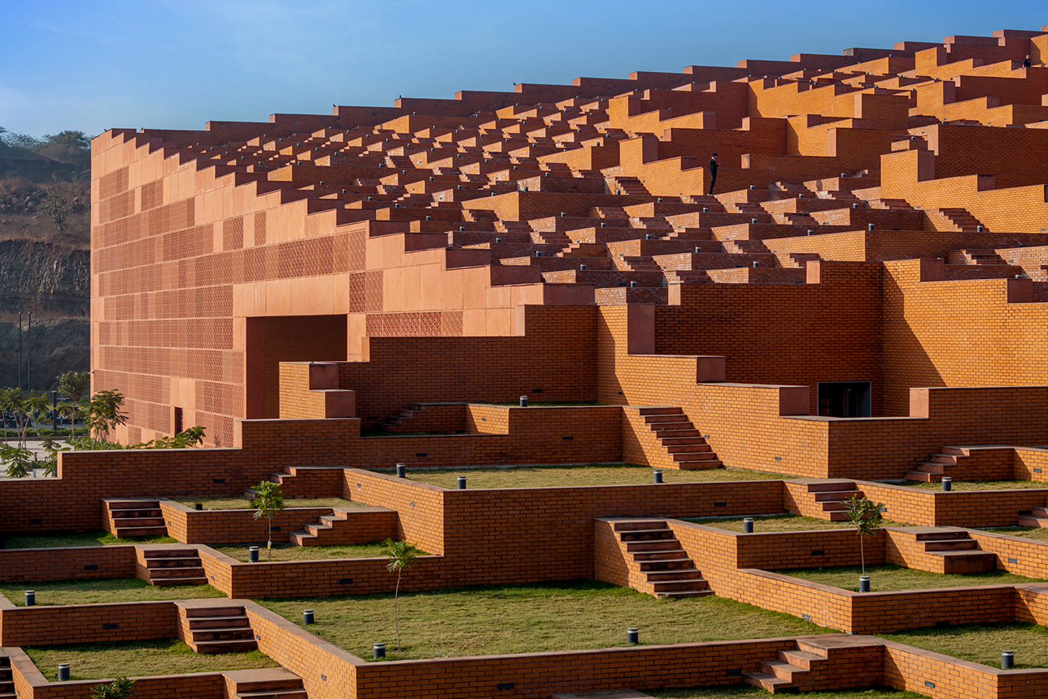 Prestige University by Sanjay Puri Architects named Best of the Best at the INDE.Awards 2026